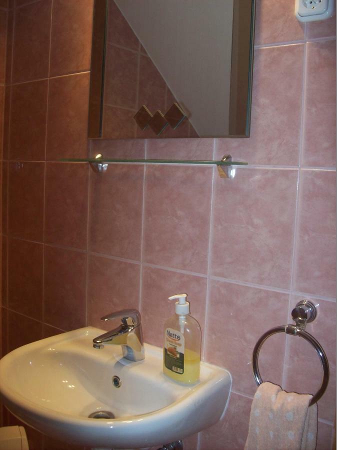 Hotel Lila Akac Vendeghaz Dabrony Zewnętrze zdjęcie